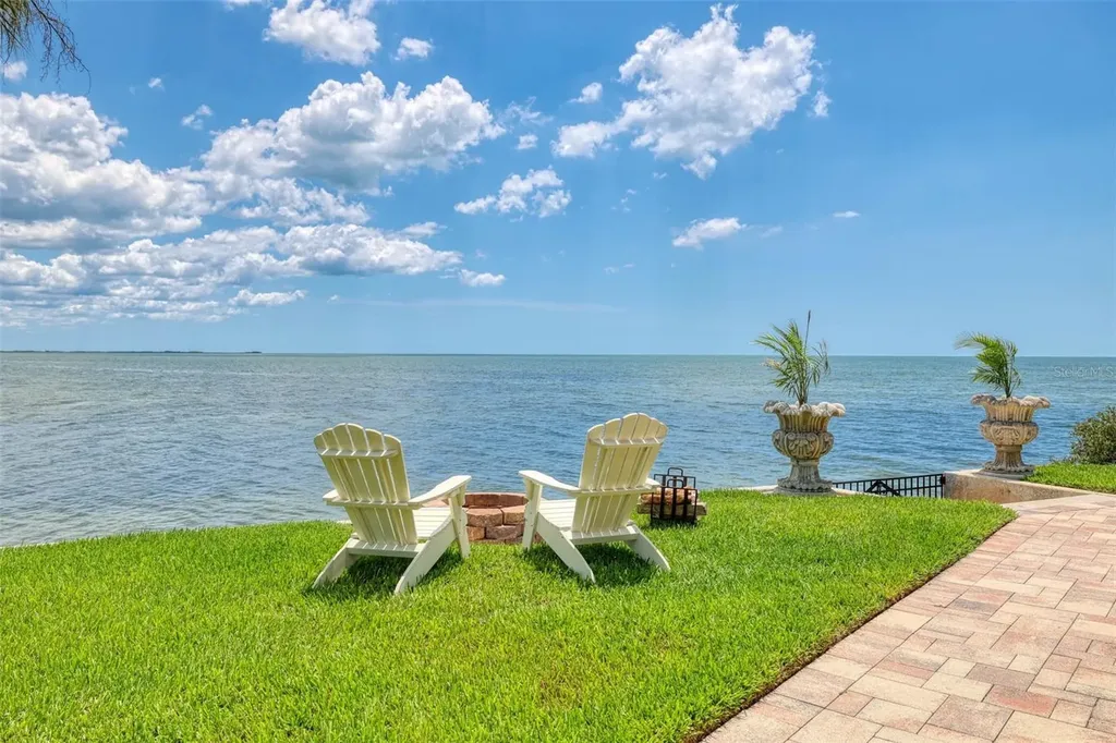 3236 Gulf Winds Circle Hernando Beach FL 34607