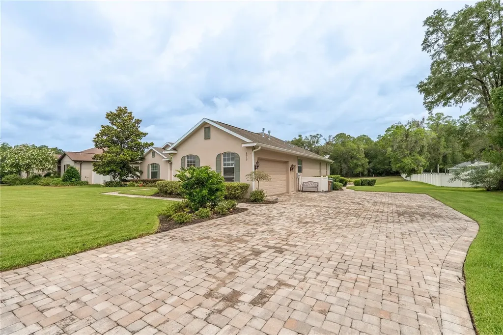 4015 SE 22nd Street Ocala FL 34471