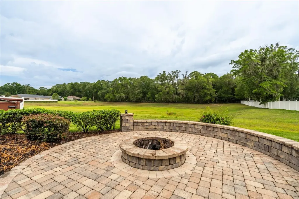4015 SE 22nd Street Ocala FL 34471