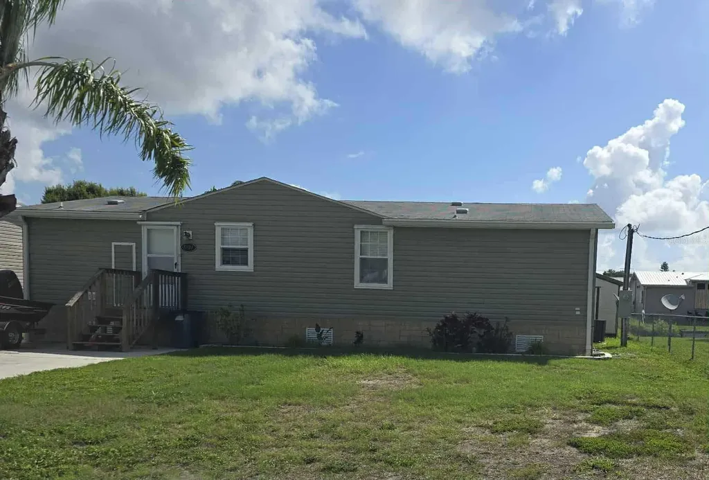 1081 6th Street Okeechobee FL 34974