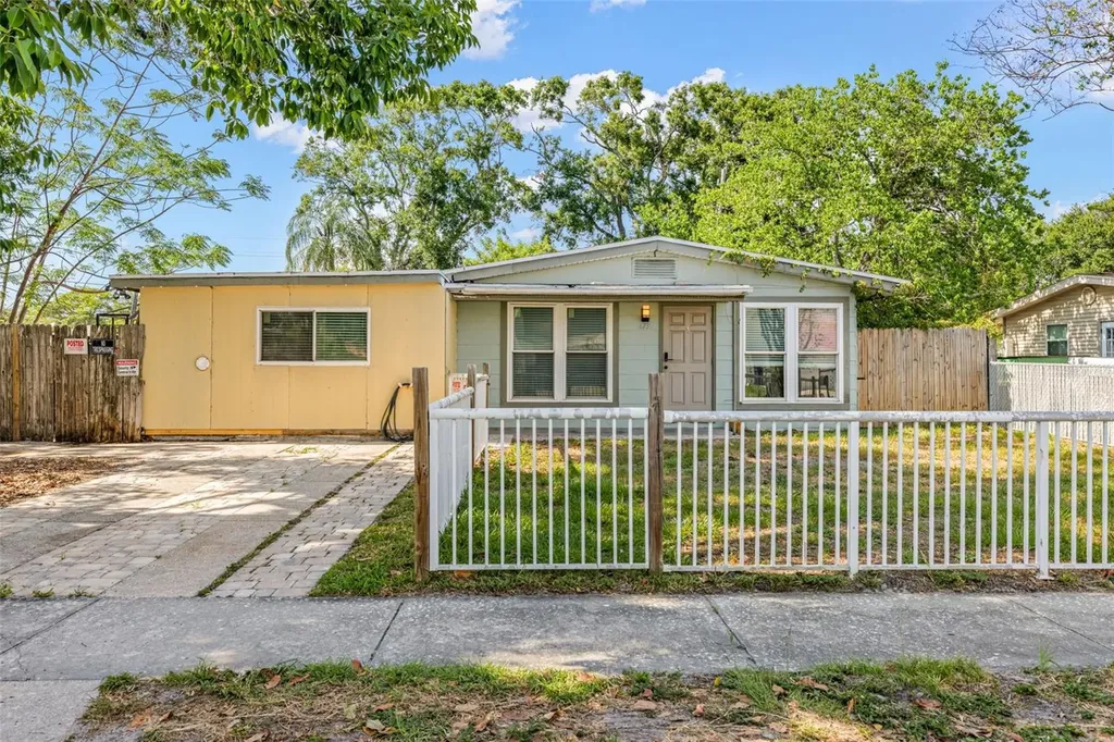 4735 W Leila Avenue Tampa FL 33616