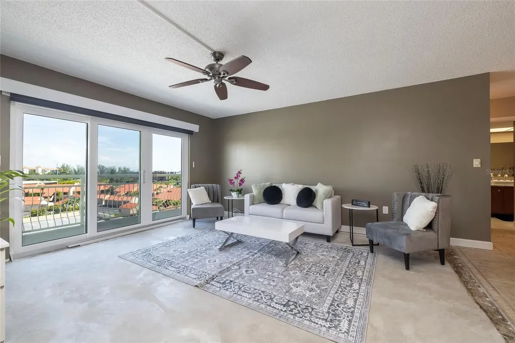 4900 Brittany Drive S St Petersburg FL 33715