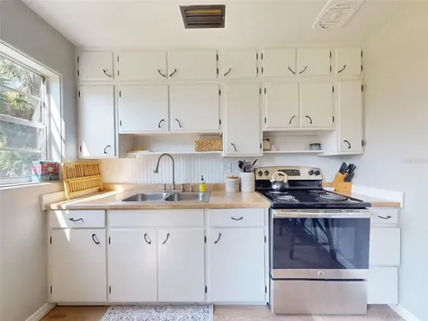 903 Conrad Drive New Smyrna Beach FL 32168