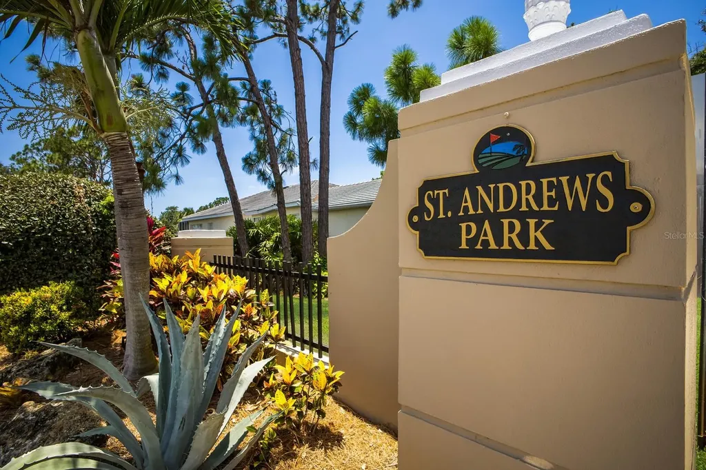 915 SW Barclay Court Venice FL 34293