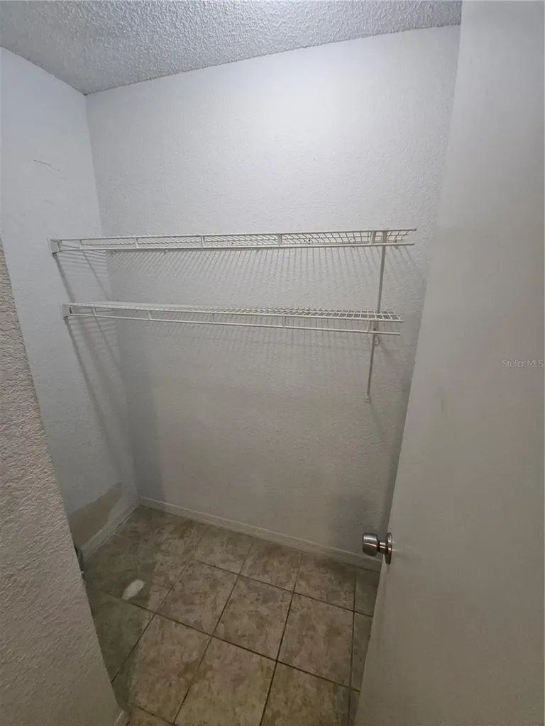 5160 Conroy Road Orlando FL 32811