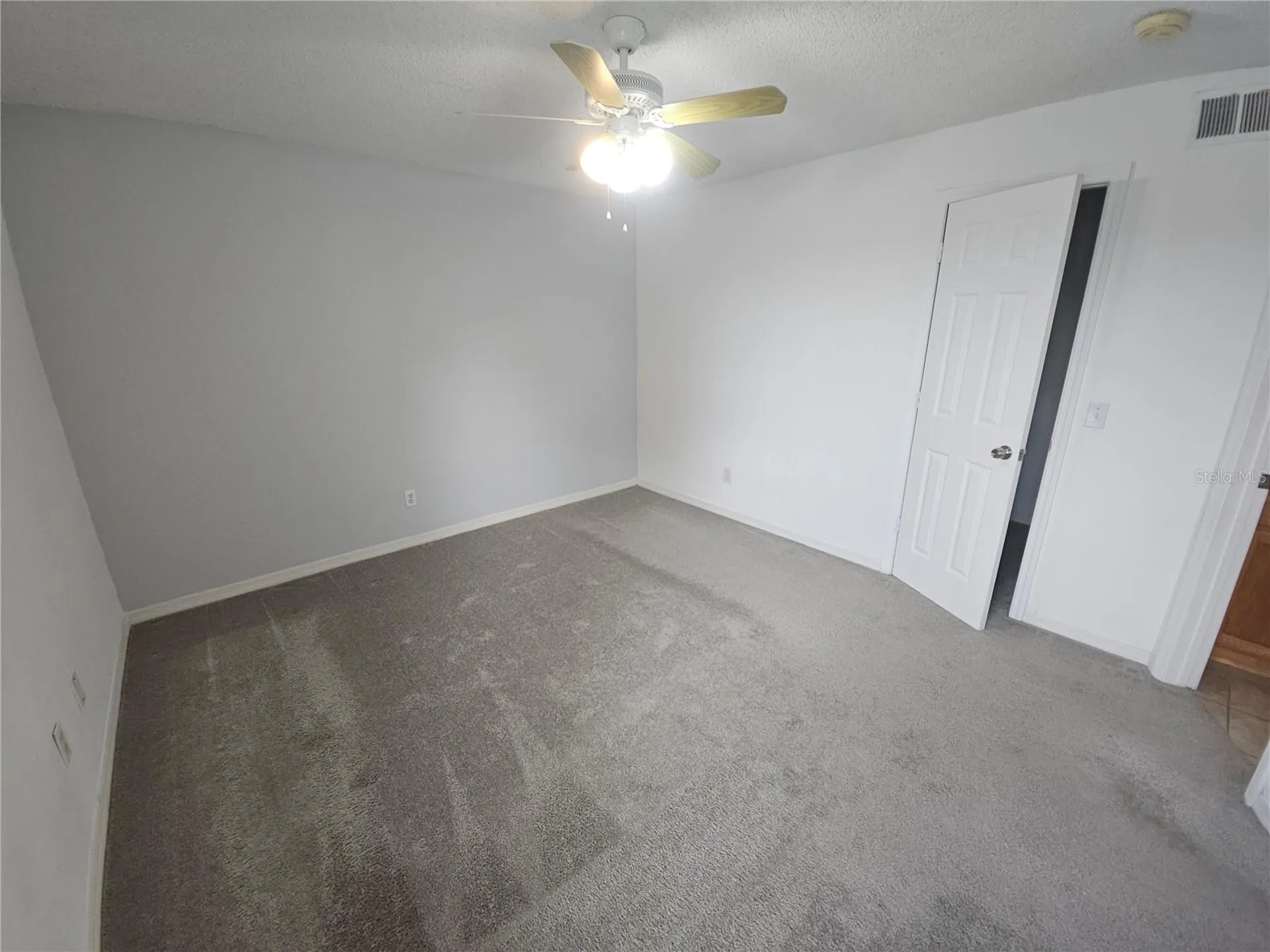 5160 Conroy Road Orlando FL 32811