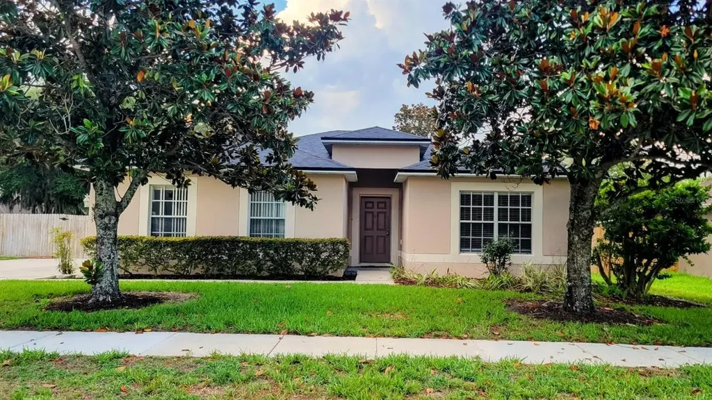 2555 Palmetto Ridge Circle Apopka FL 32712