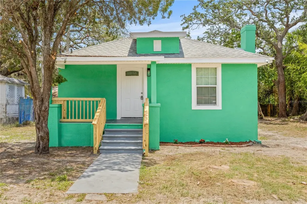 8215 N 14th Street Tampa FL 33604