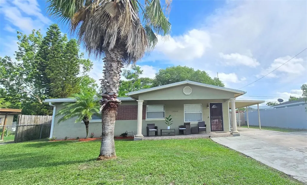4520 W Oak Ridge Road Orlando FL 32809