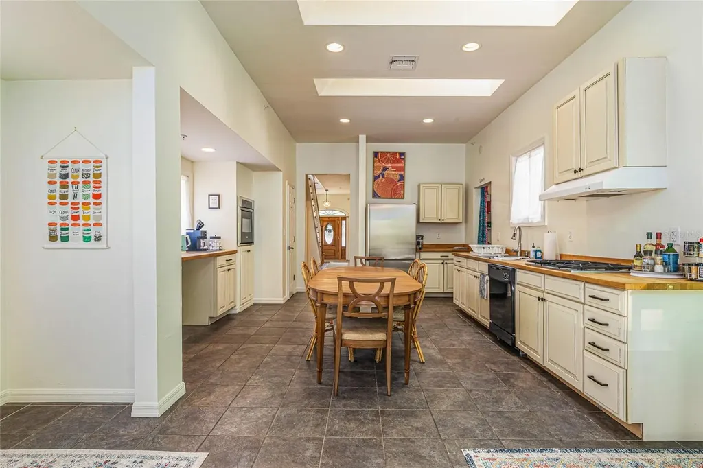 728 E University Avenue Gainesville FL 32601