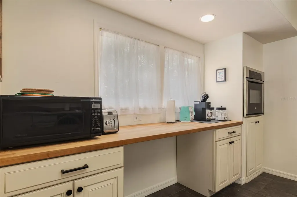 728 E University Avenue Gainesville FL 32601