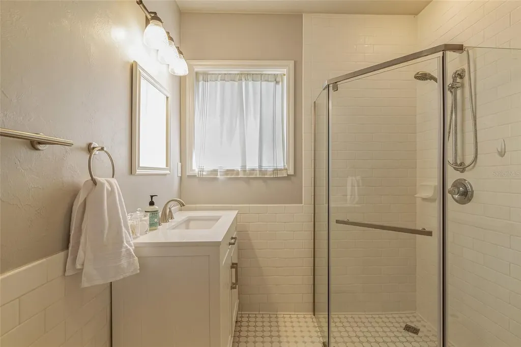 728 E University Avenue Gainesville FL 32601