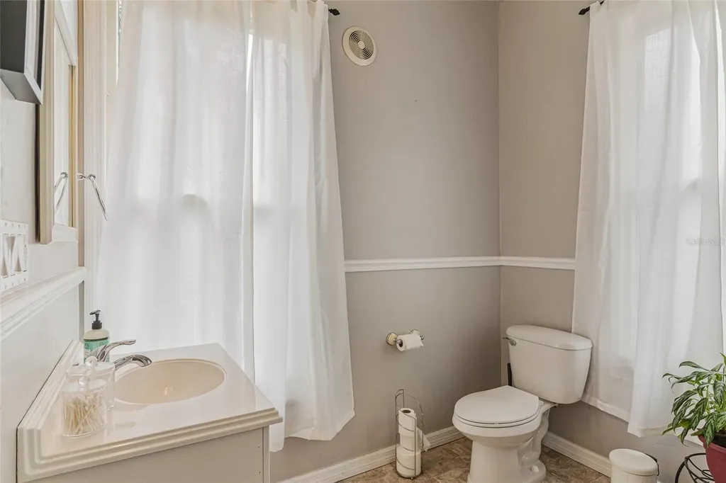 728 E University Avenue Gainesville FL 32601