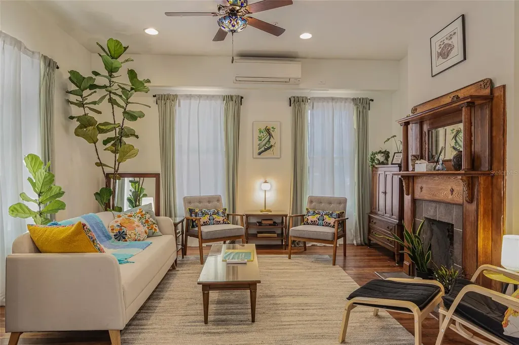 728 E University Avenue Gainesville FL 32601