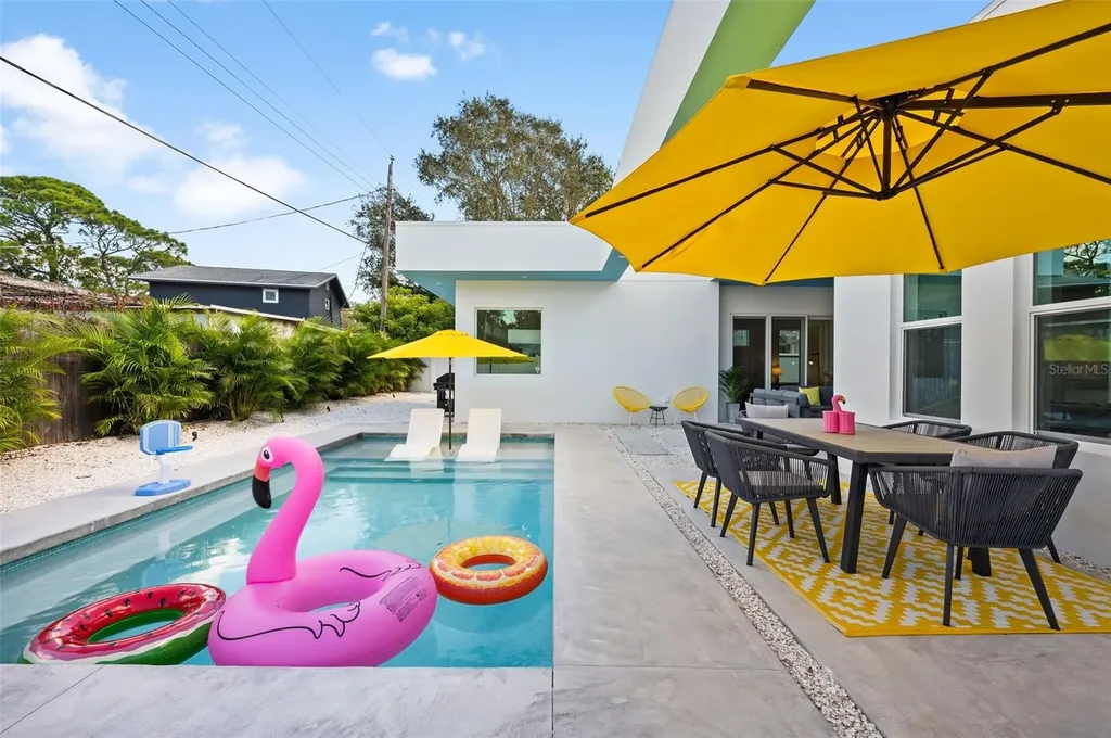 2375 Waldemere Street Sarasota FL 34239