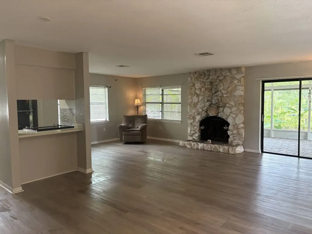 2123 Woodburn Loop S Lakeland FL 33813