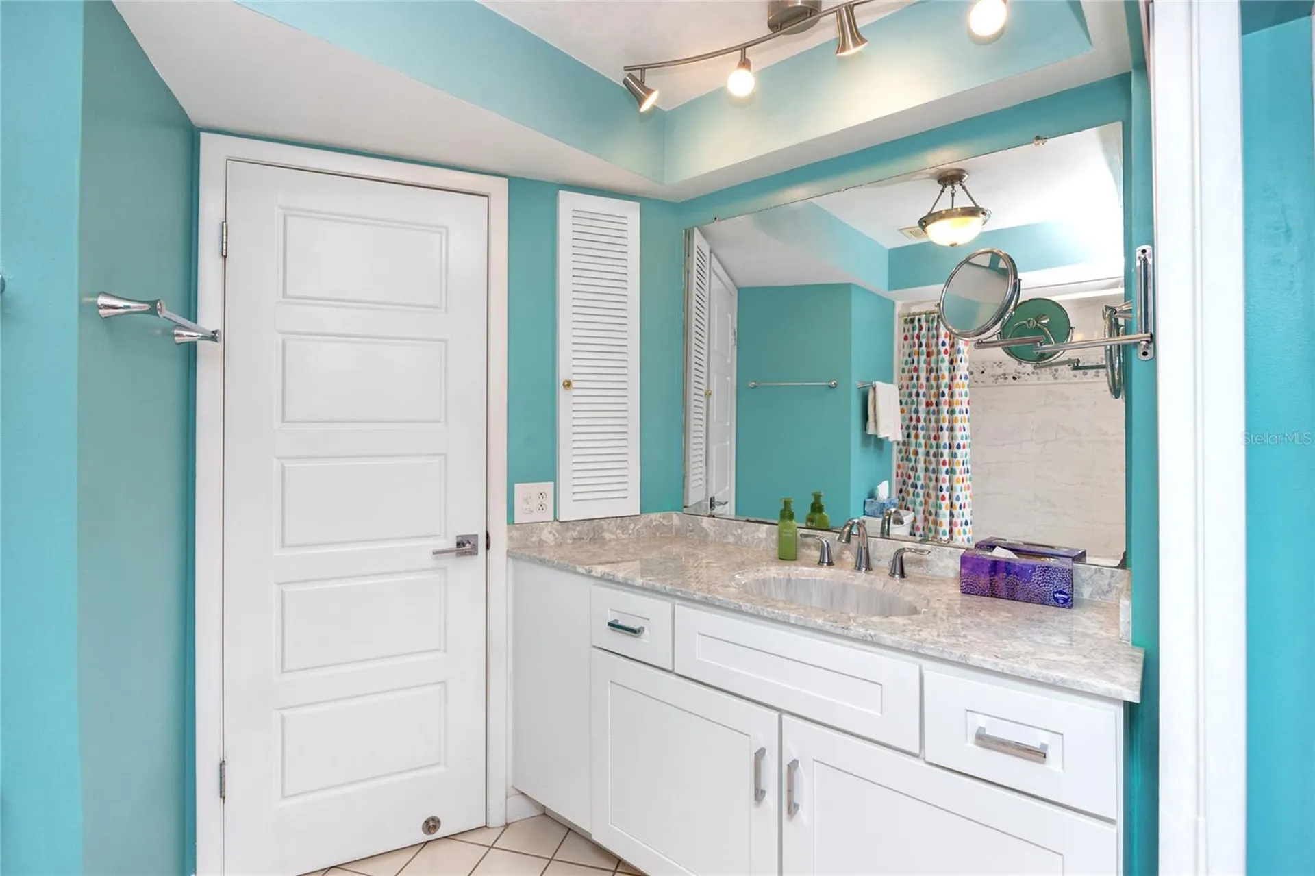 2096 Massachusetts Avenue NE St Petersburg FL 33703