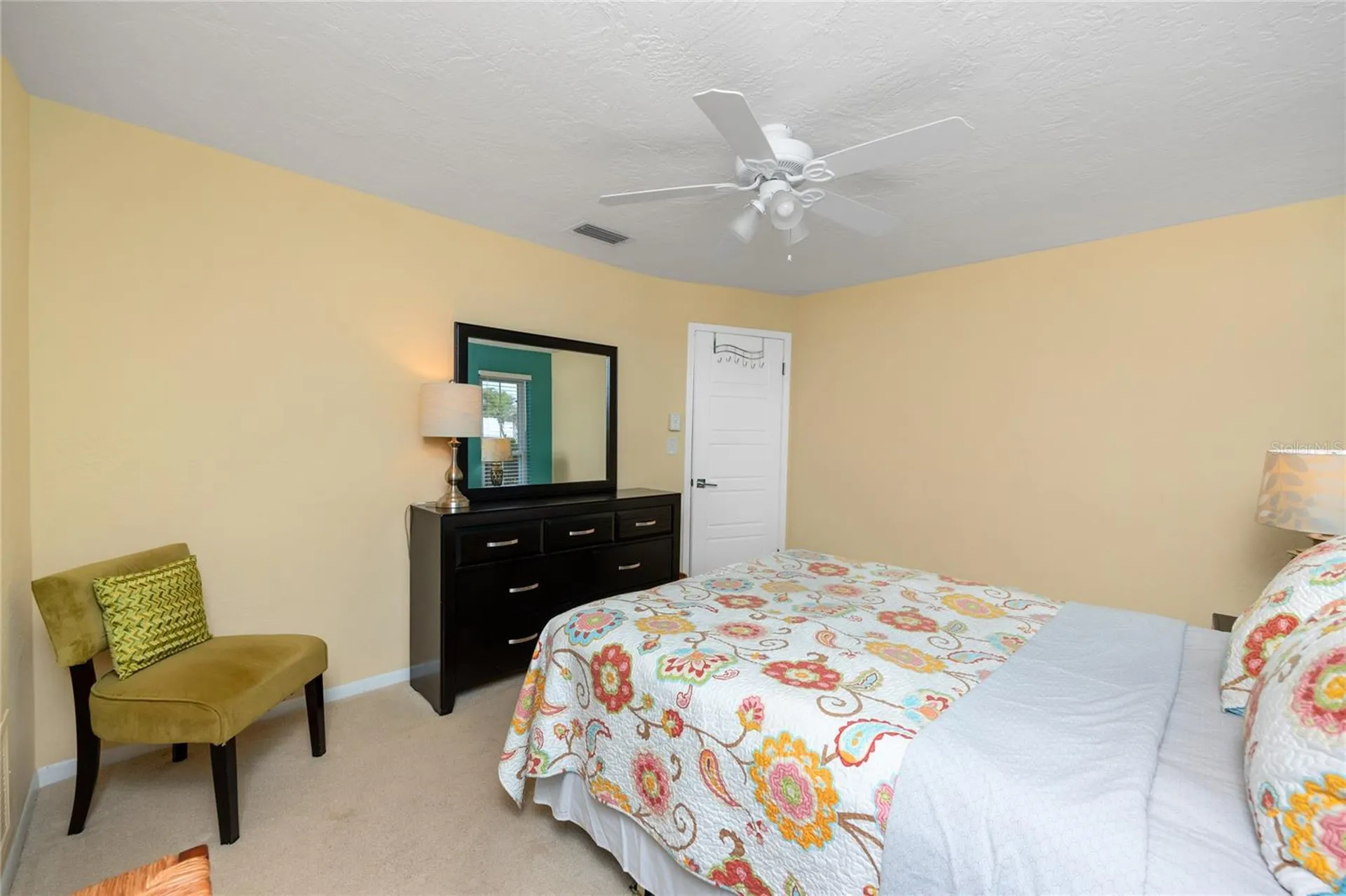 2096 Massachusetts Avenue NE St Petersburg FL 33703
