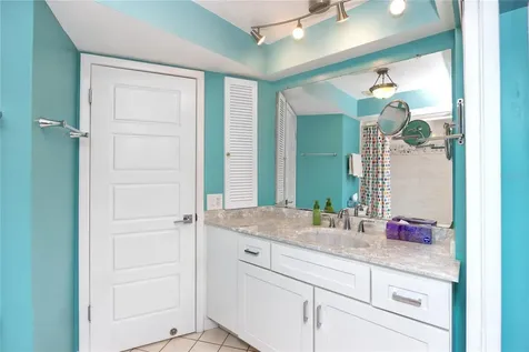 2096 Massachusetts Avenue NE St Petersburg FL 33703
