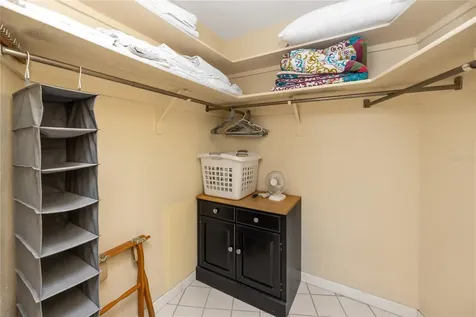 2096 Massachusetts Avenue NE St Petersburg FL 33703