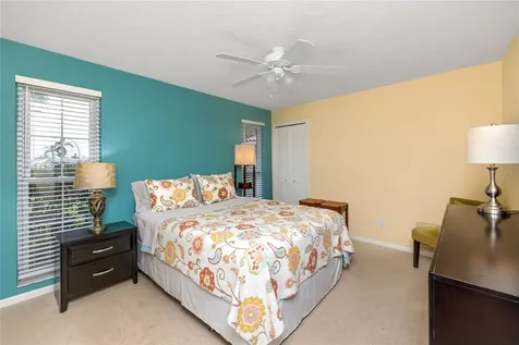 2096 Massachusetts Avenue NE St Petersburg FL 33703
