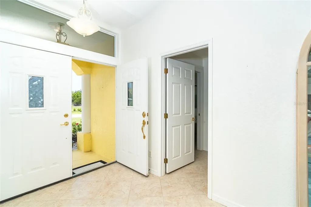 6158 Cavan Street Englewood FL 34224
