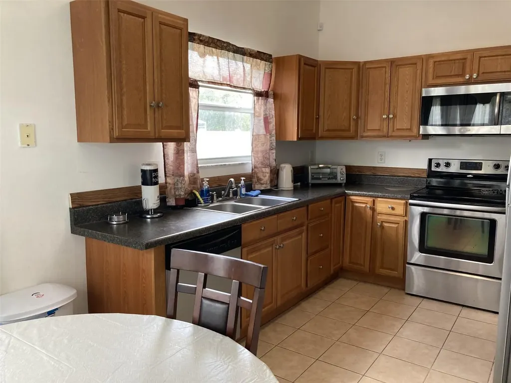 2233 Ardon Avenue Orlando FL 32833