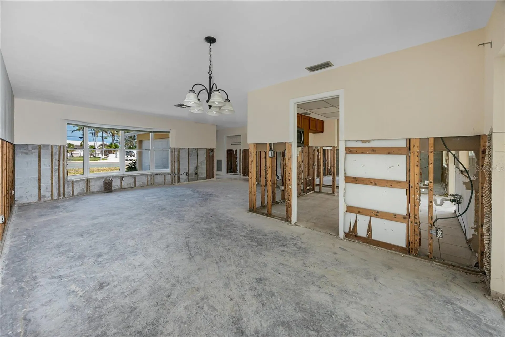 11465 7th Street E Treasure Island FL 33706
