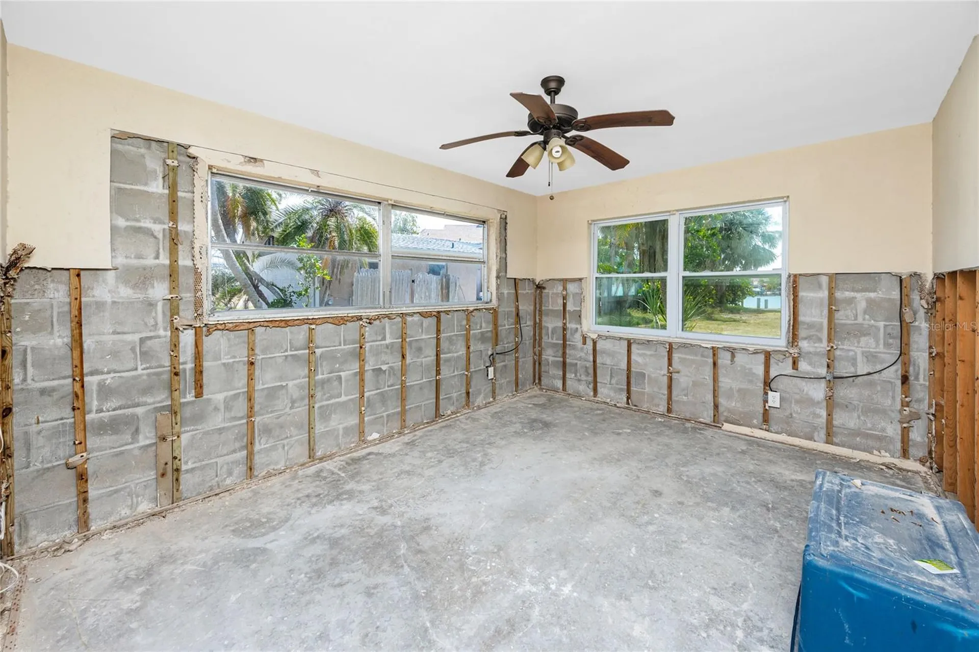 11465 7th Street E Treasure Island FL 33706