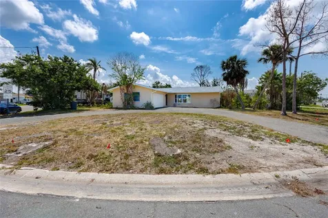 11465 7th Street E Treasure Island FL 33706