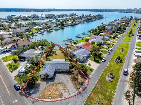 11465 7th Street E Treasure Island FL 33706