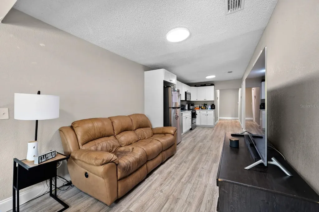 4218 E Cayuga Street Tampa FL 33610