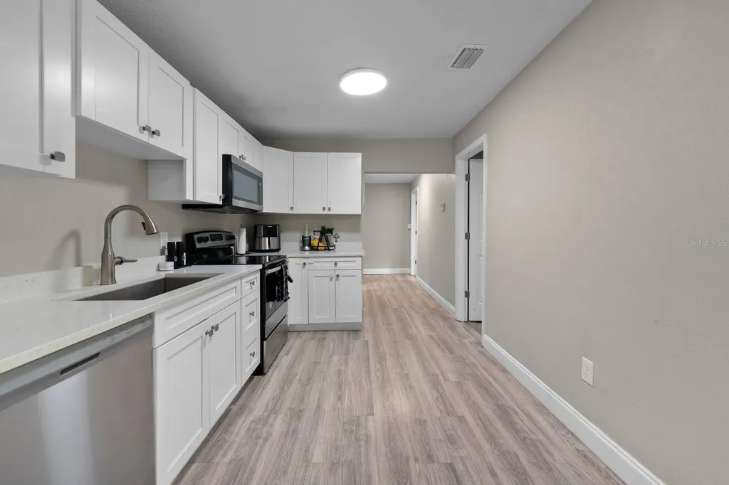 4218 E Cayuga Street Tampa FL 33610