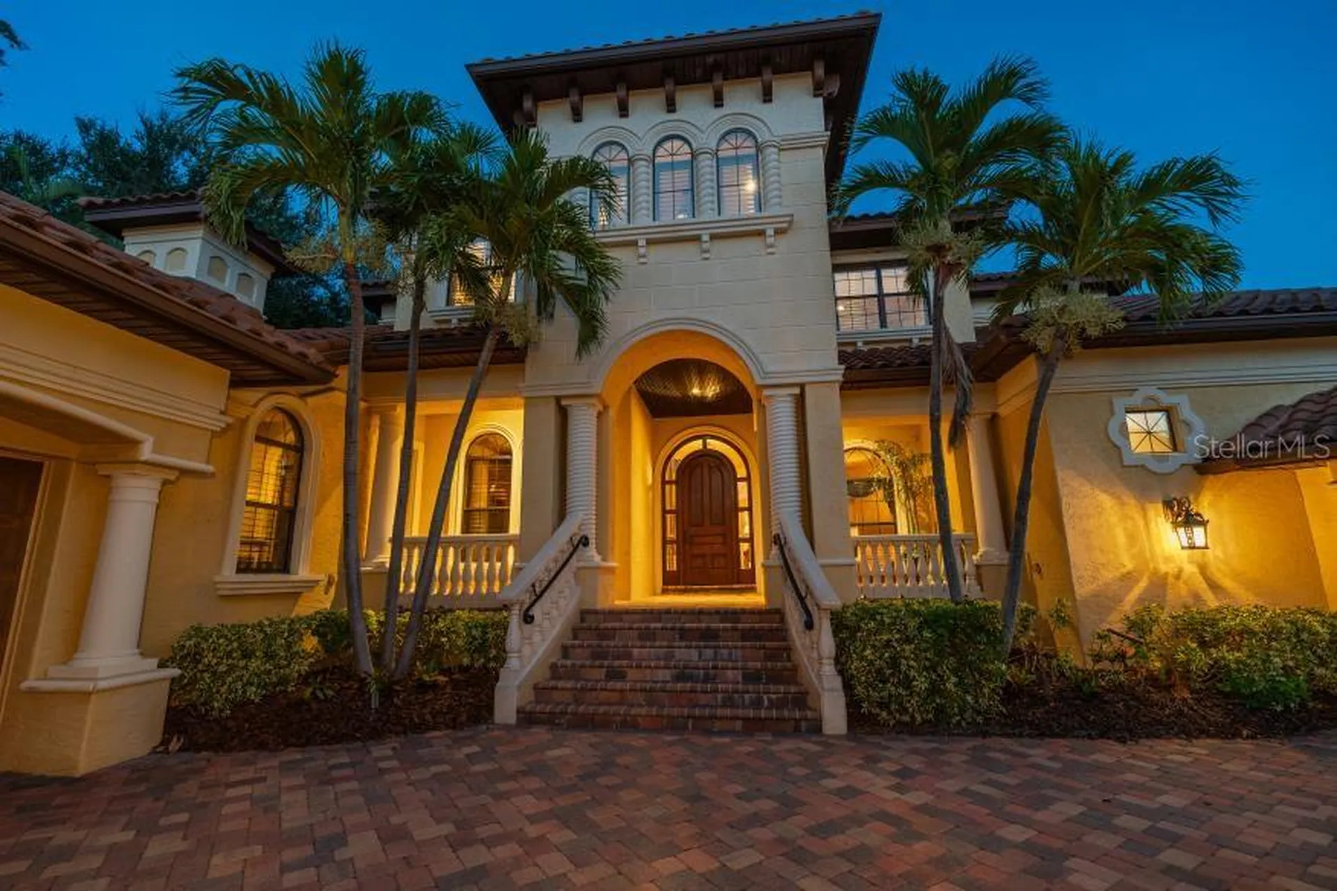 841 Ponce De Leon Drive St Petersburg FL 33715