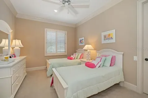 841 Ponce De Leon Drive St Petersburg FL 33715