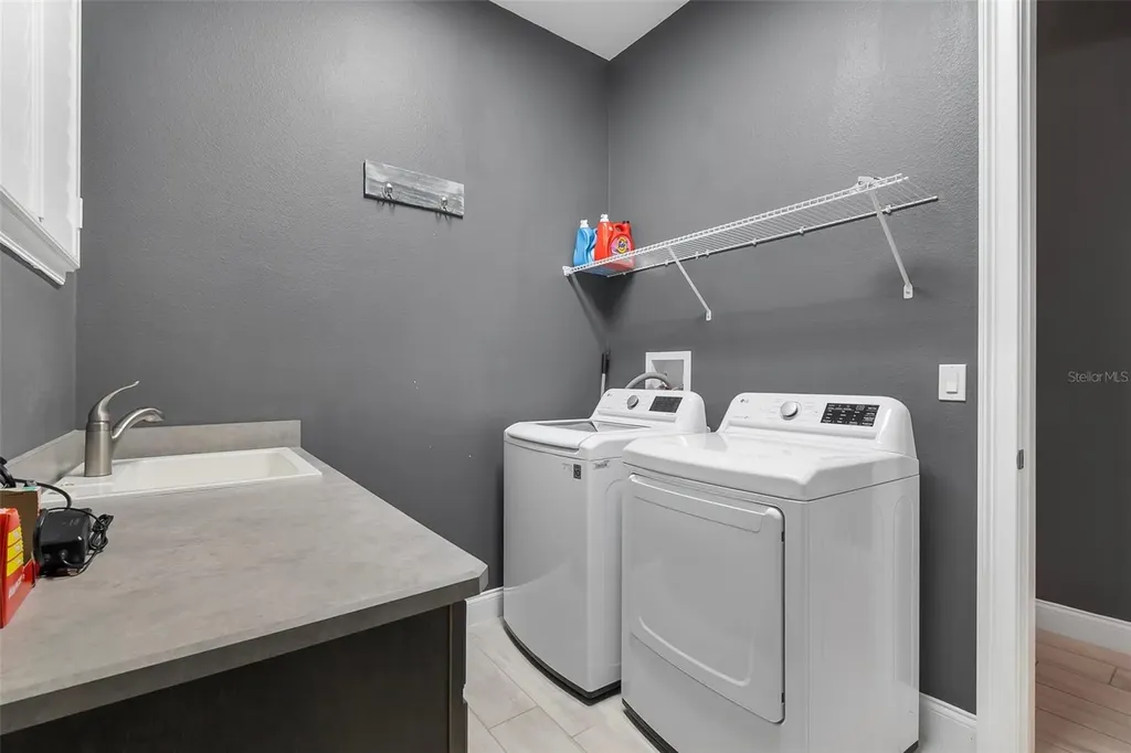 2948 Bella Flore Terrace New Smyrna Beach FL 32168