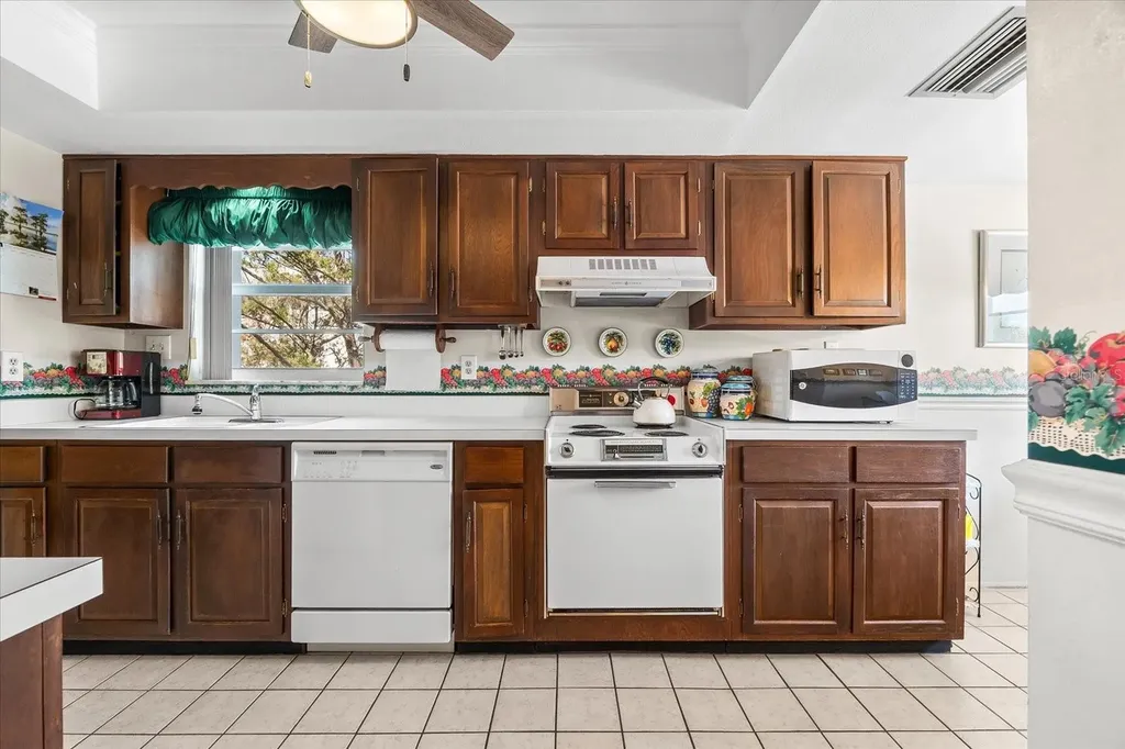 5600 Beach Way Drive Sarasota FL 34242