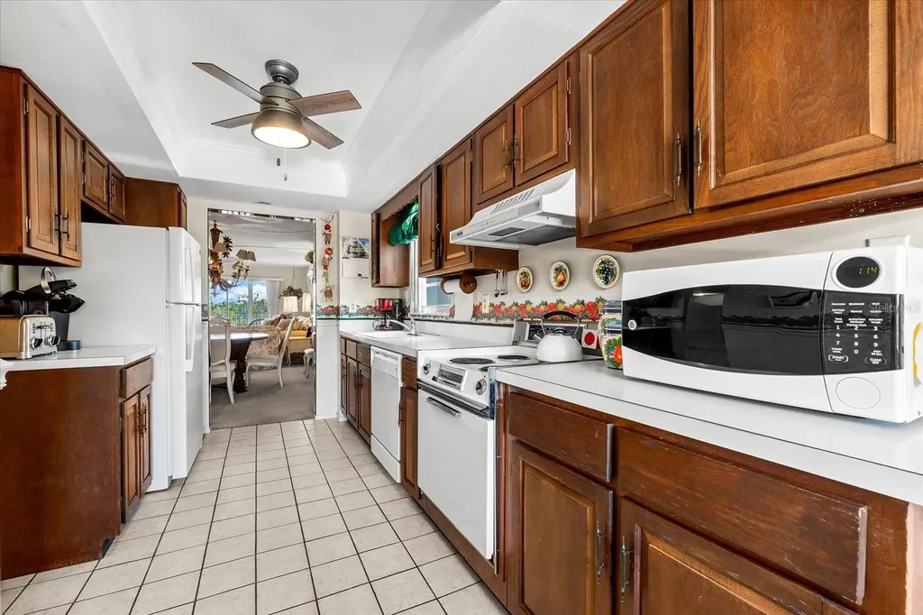 5600 Beach Way Drive Sarasota FL 34242