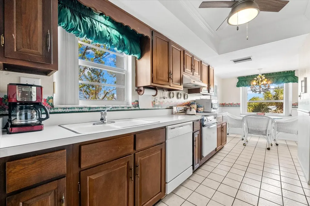 5600 Beach Way Drive Sarasota FL 34242