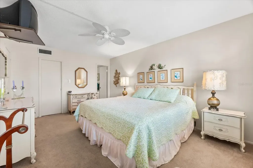 5600 Beach Way Drive Sarasota FL 34242