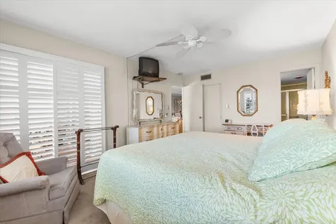 5600 Beach Way Drive Sarasota FL 34242