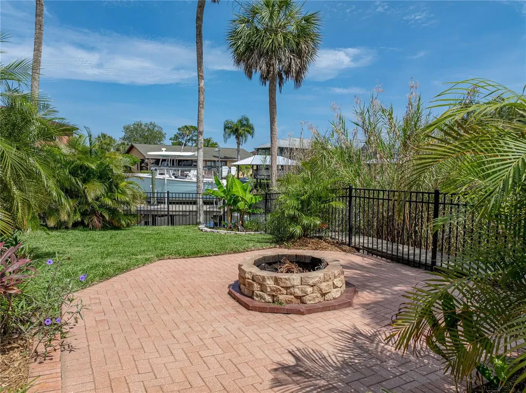 5260 S Stetson Point Drive Homosassa FL 34448