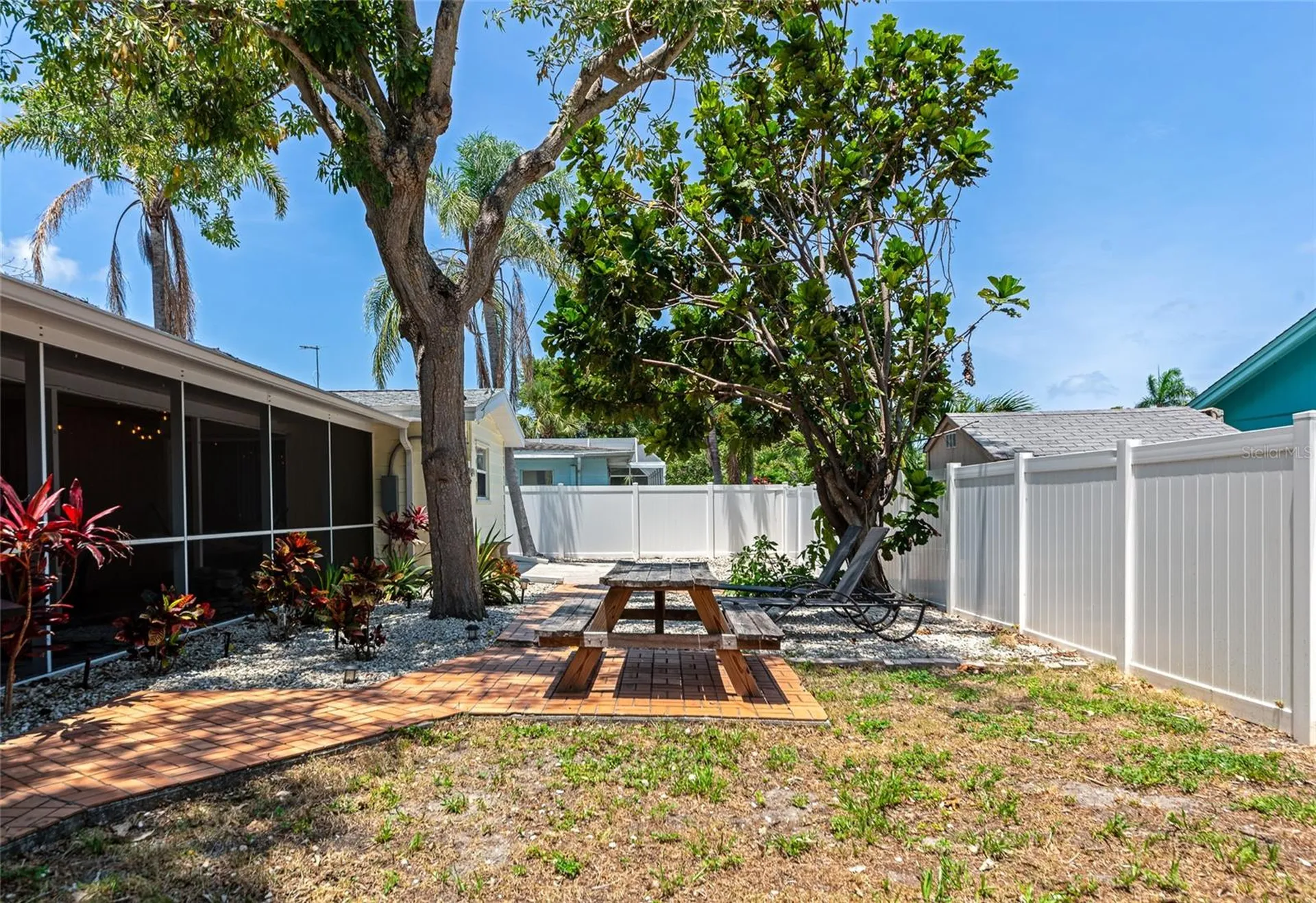 2363 Milford Circle Sarasota FL 34239