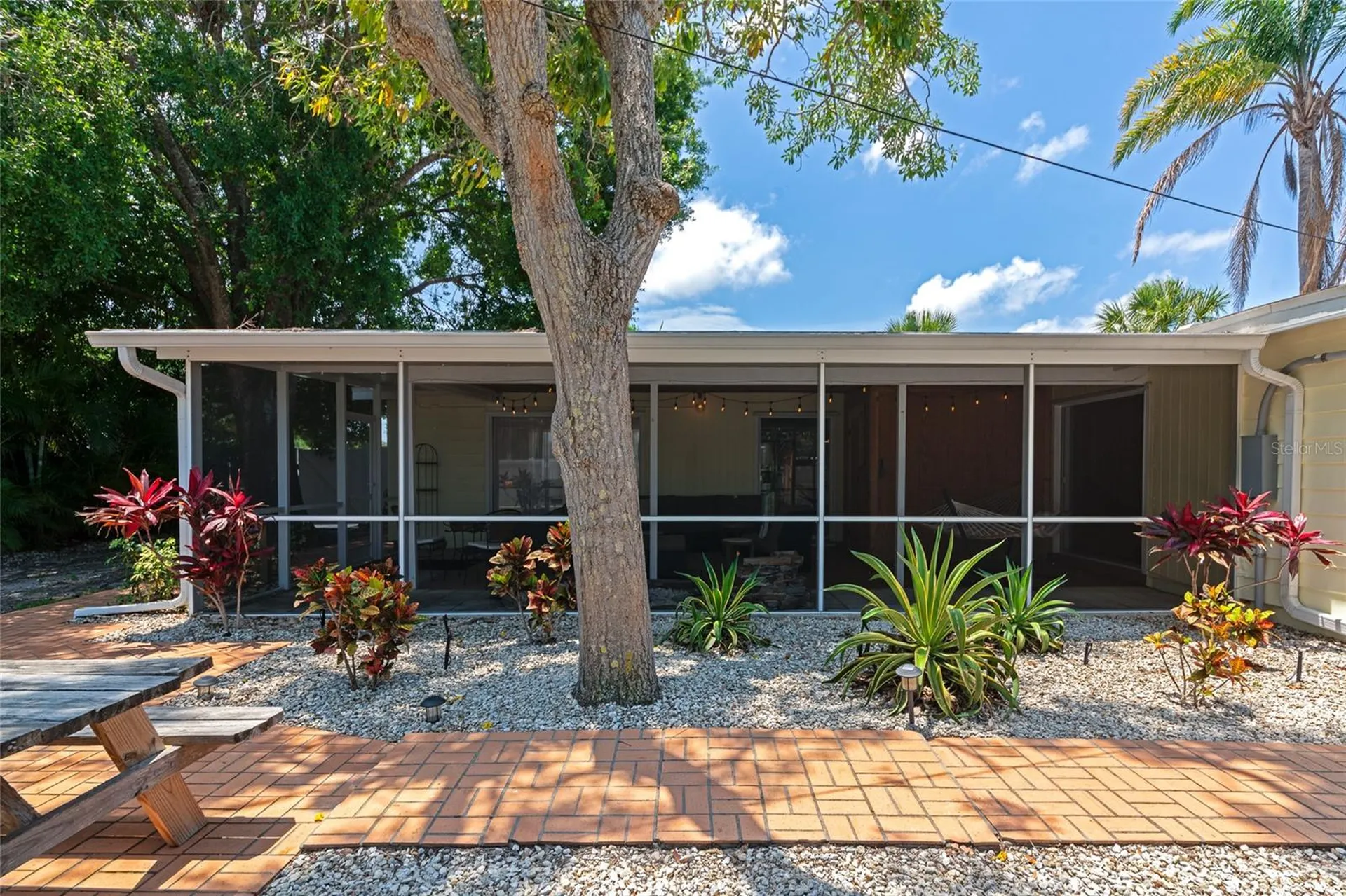 2363 Milford Circle Sarasota FL 34239