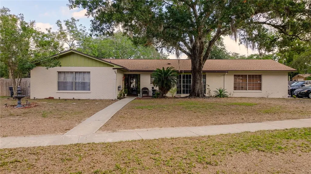 502 Dewolf Road Brandon FL 33511