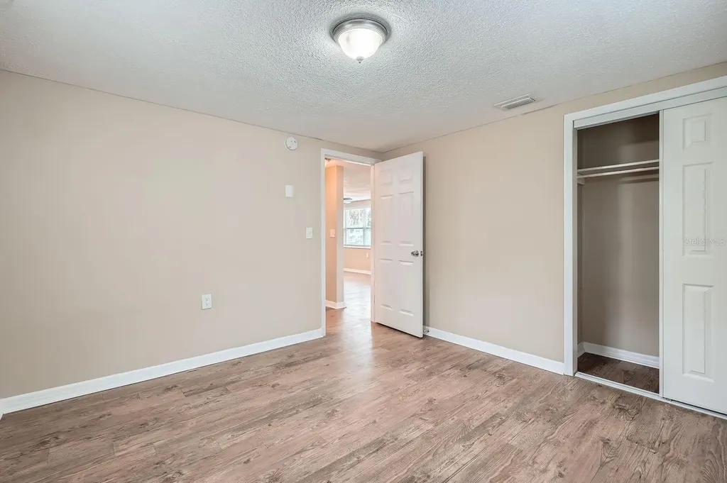5429 Flora Avenue Holiday FL 34690