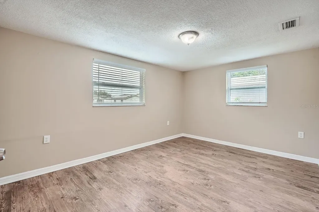 5429 Flora Avenue Holiday FL 34690