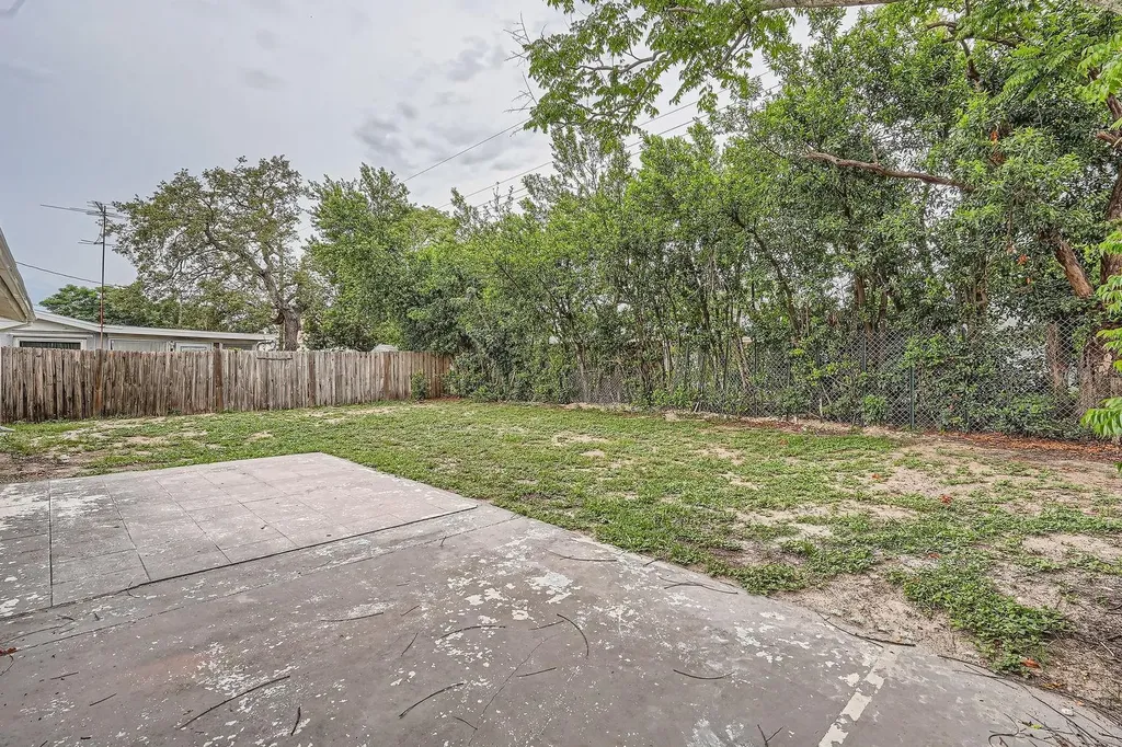 5429 Flora Avenue Holiday FL 34690