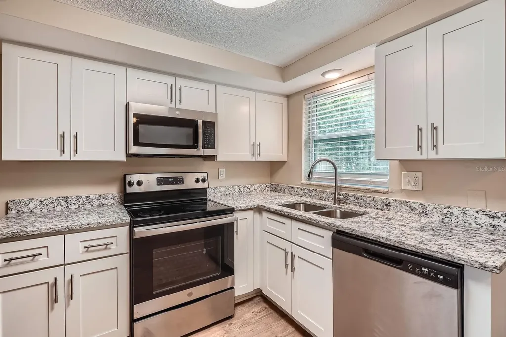 5429 Flora Avenue Holiday FL 34690