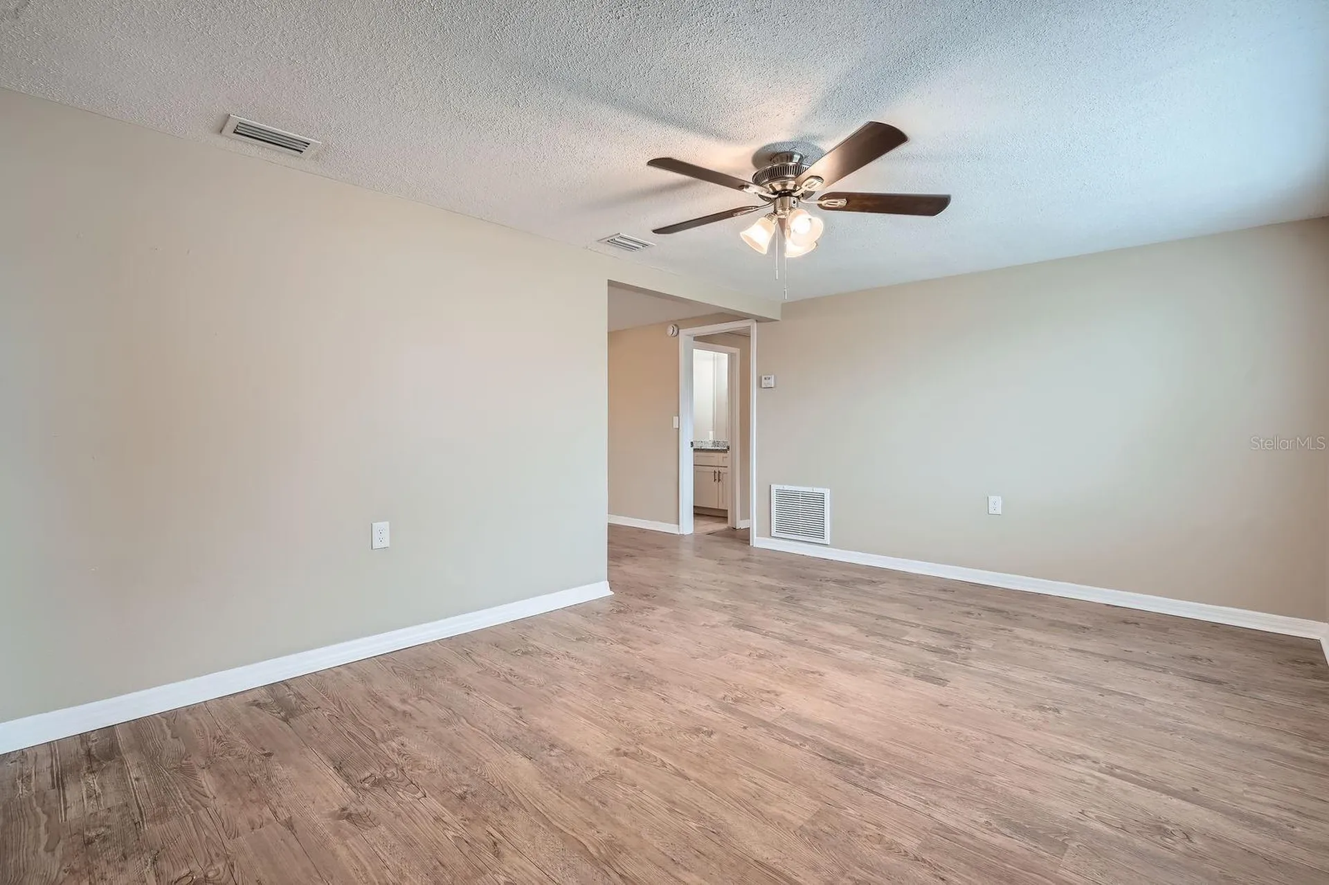 5429 Flora Avenue Holiday FL 34690